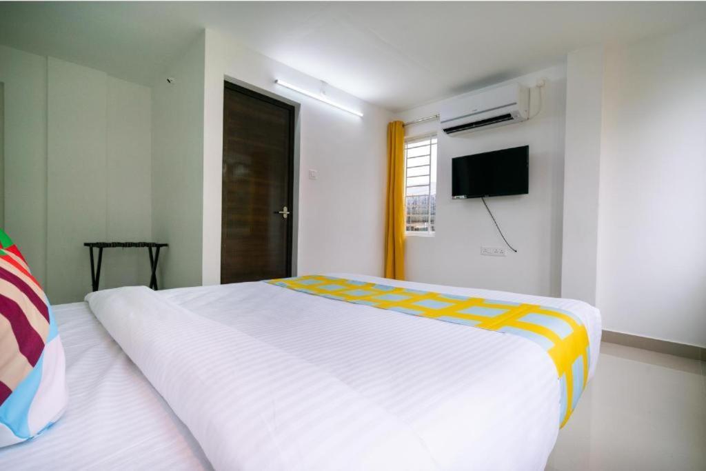 Flamingo Suites Kochi Ngoại thất bức ảnh